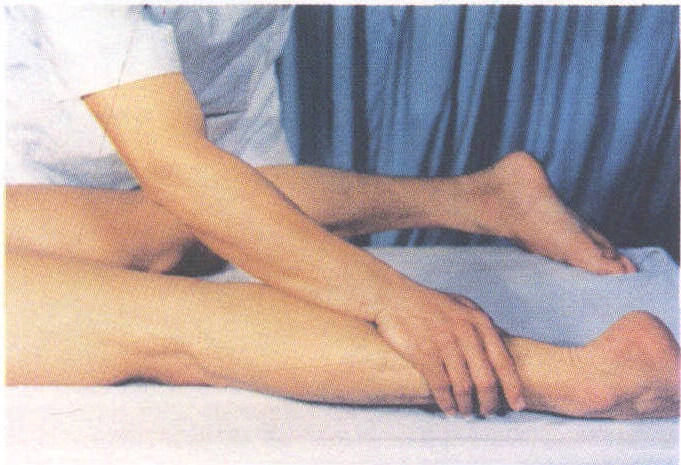 三、推按法