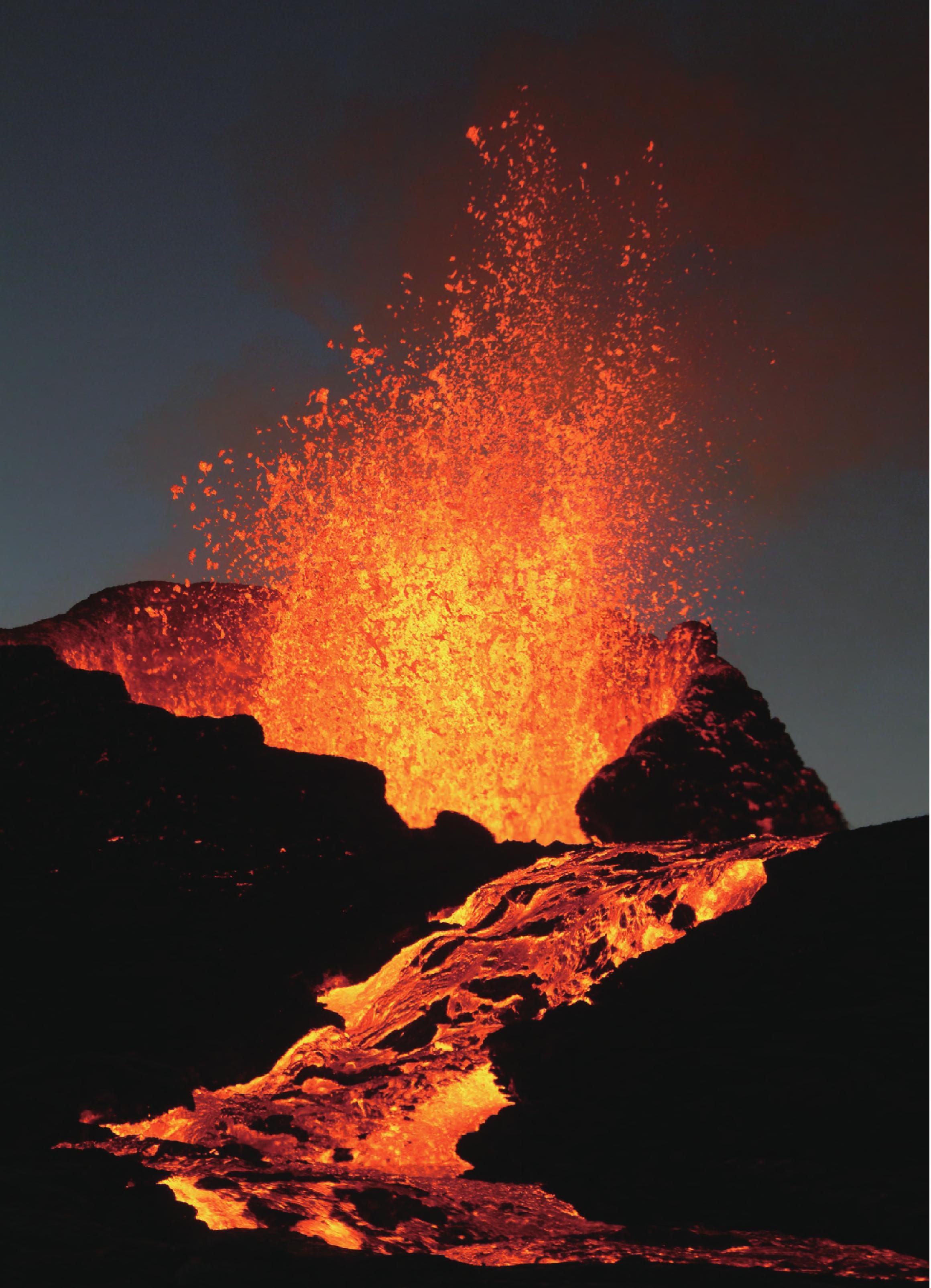 瓦努阿图 勇气，在于攀登火山，在于跳台蹦极
